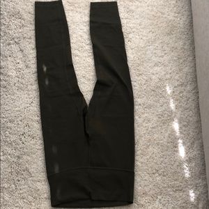 Lululemon Wunder Under Olive Green 28”